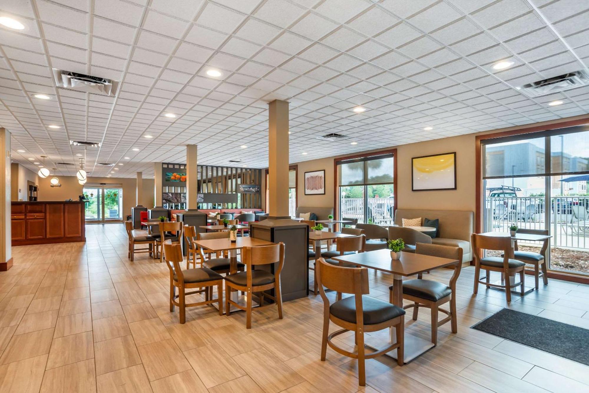 Comfort Inn&Suites Crestview Extérieur photo