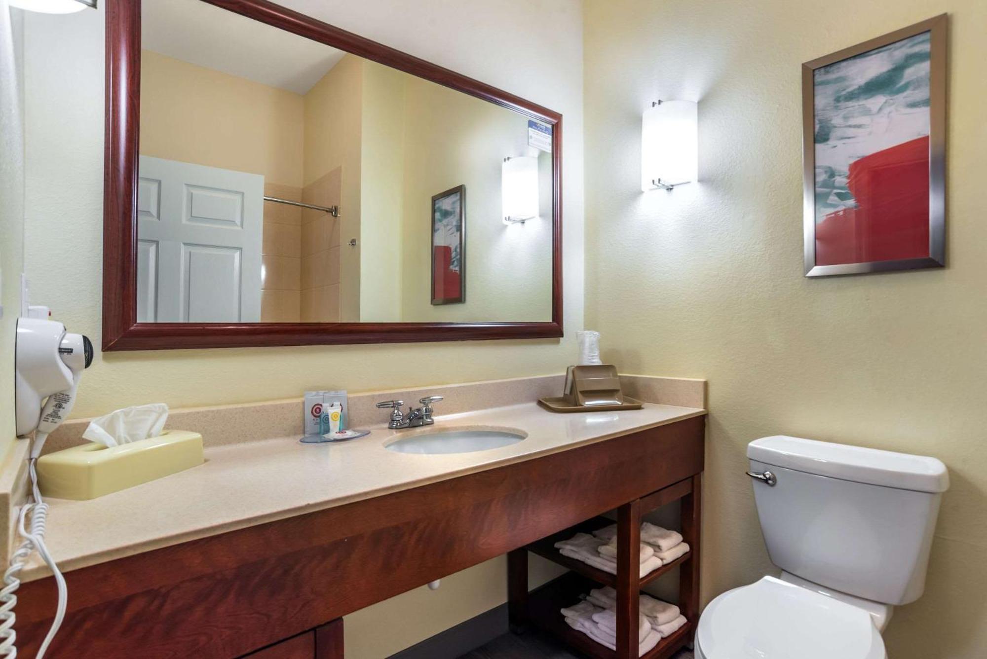 Comfort Inn&Suites Crestview Extérieur photo