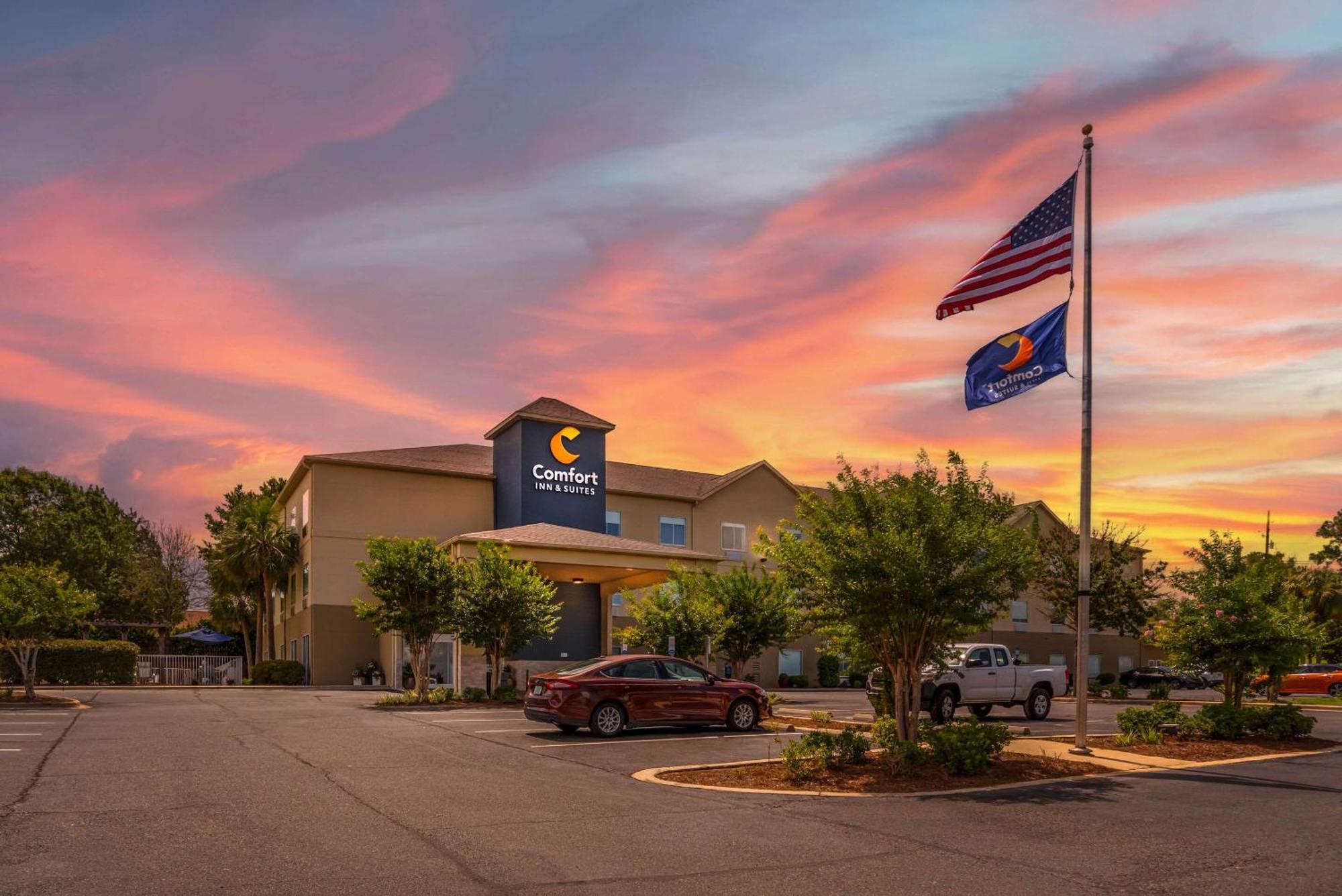 Comfort Inn&Suites Crestview Extérieur photo